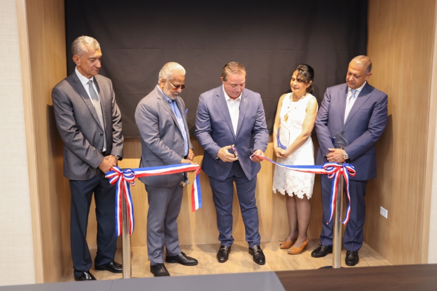 JAC inaugura Galería en homenaje a sus Pasados Presidentes